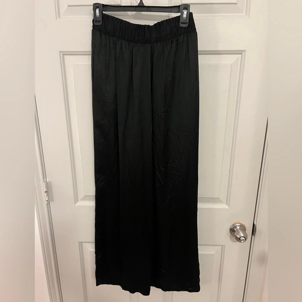 Wide Leg Black Vintage Pants size Medium